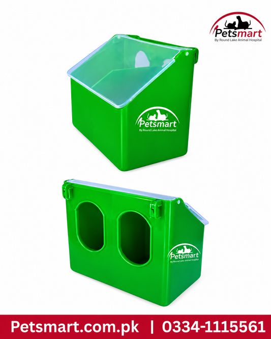 Green bird double feeder with two feeding compartments and front openings