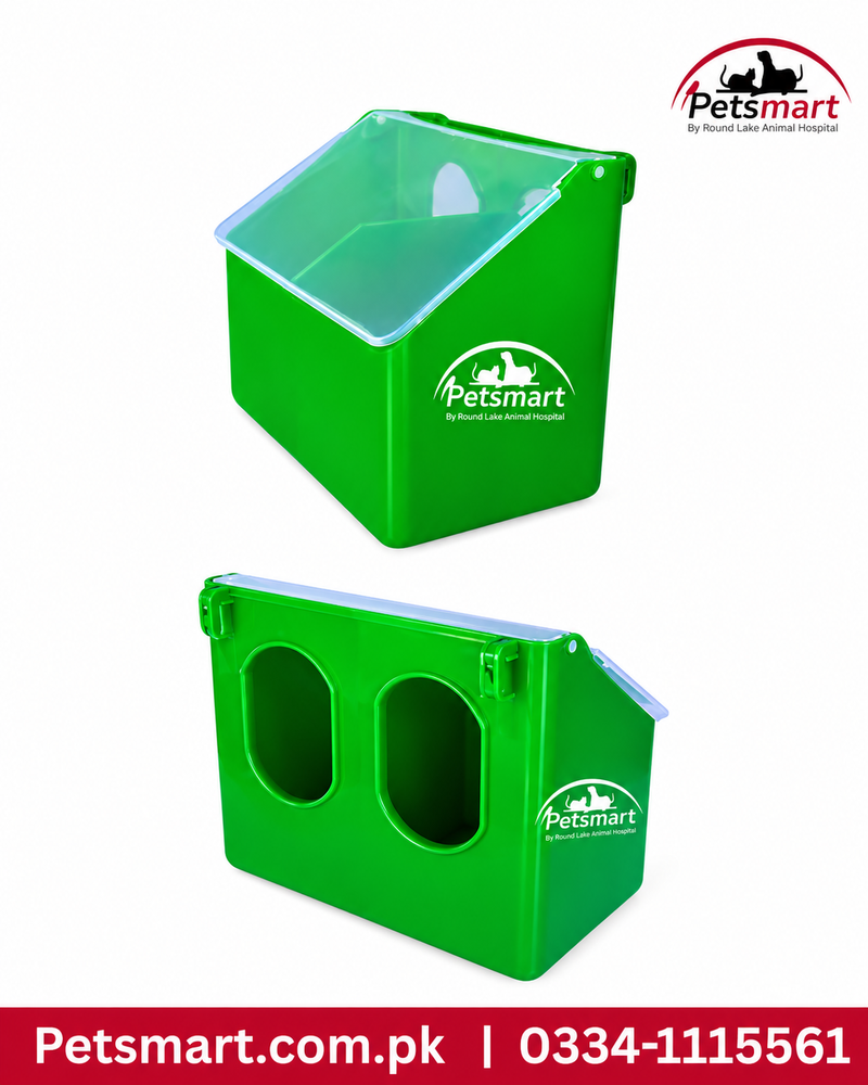 Green bird double feeder with two feeding compartments and front openings
