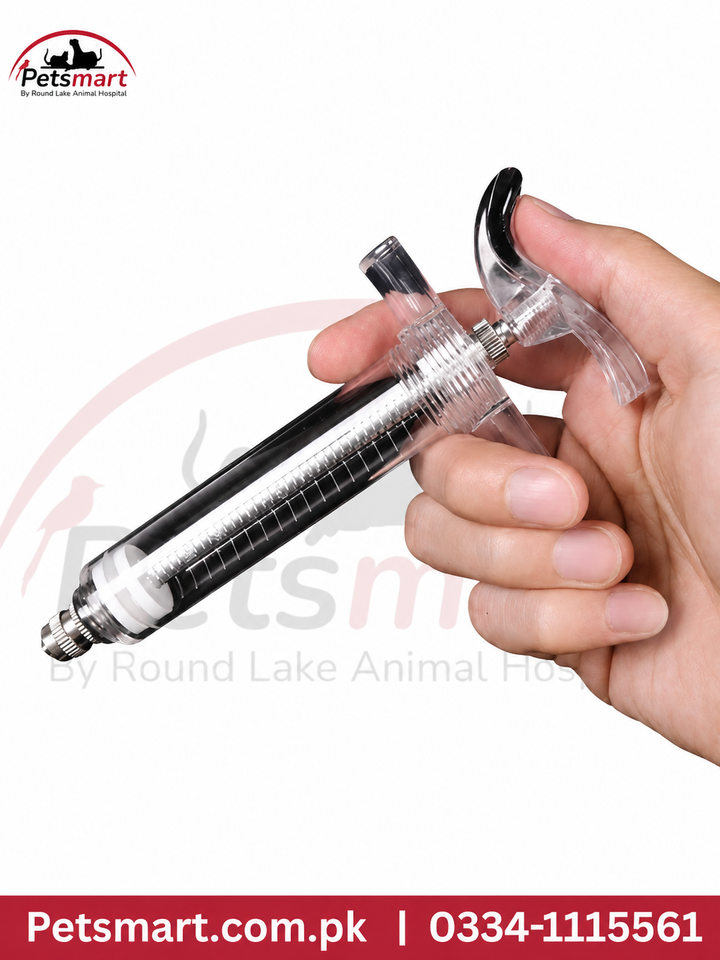 Bird hand feeding acrylic syringe 30ml with transparent body measurement markings and plunger