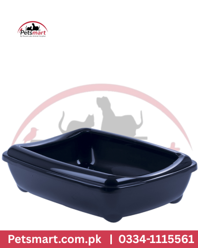 Black open plastic cat litter tray for cats and kittens