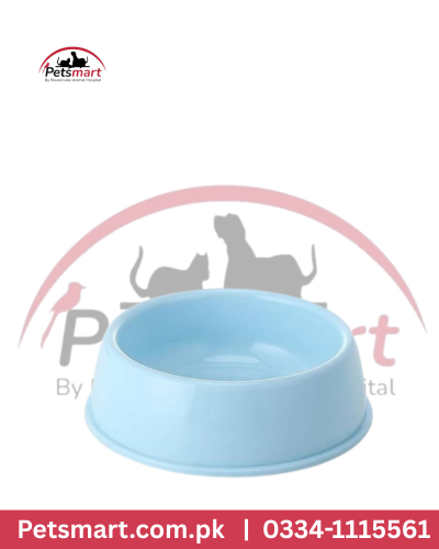 Blue plastic food and water bowl for cats and dogs