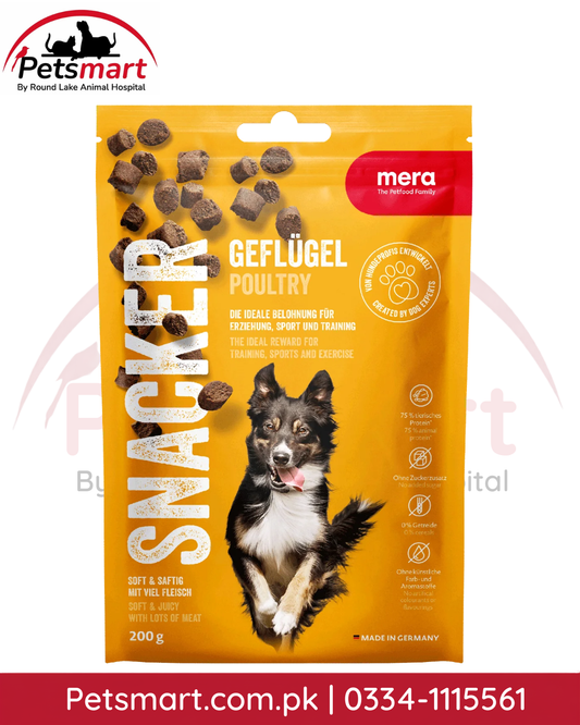 Mera Snacker Poultry Soft Dog Treats 200g with 75 percent poultry for training and rewards