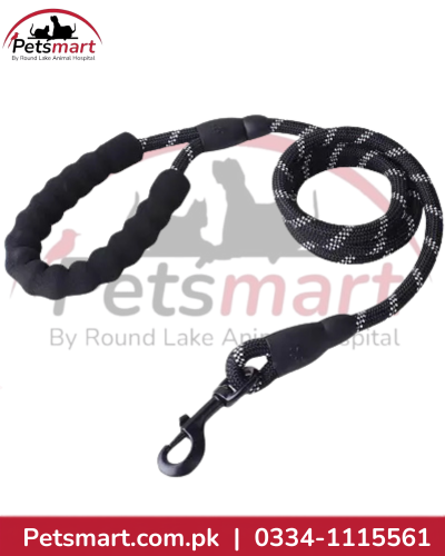 black rubber handle dog leash with metal hook